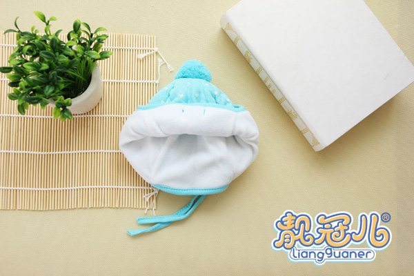 �n�ڃ����׃��A�ޱ�ů�o��ñ�Ӽ���չʾ