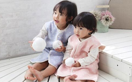 貝樂思嬰幼兒純棉毛布開襟式坎肩