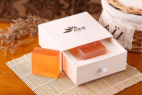 丹喜露檀香手工精油皂