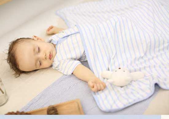 佈恩寶貝藍白條紋毛毯