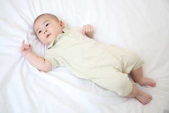 佈恩寶貝短袖寶寶連體衣