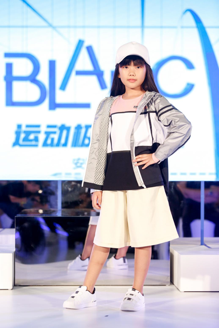 ��̤��ͯ�l��Blancϵ�������㿴�����\�ӘO�����x��