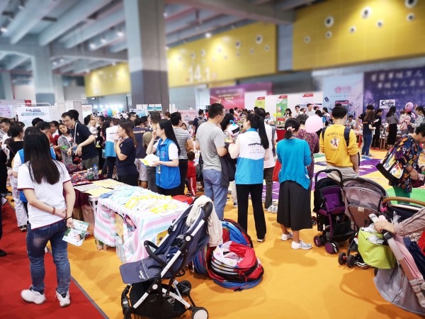 �������ٵľ��¡��p11����ǰ�_����11��8�ՏV����չ�^C�^����