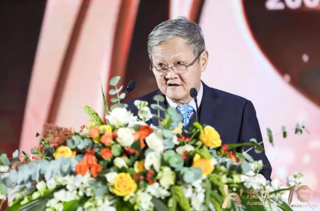 �ă��e�k����10����ж��c�䣬�������s���ҾW������F����ٛ1�|Ԫ��