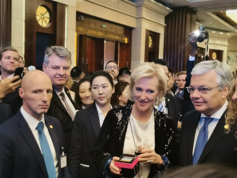 �����r�����L�A�������m�cؐ�����ٴ��_�ɑ��Ժ���