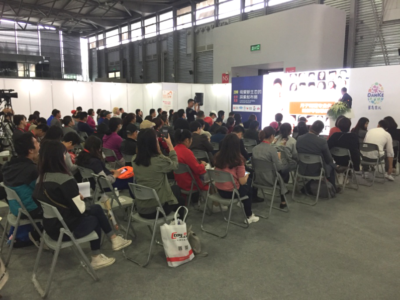 �Ї���ߺ͋�ͯ��Ʒ�f�� ���V��������Ԓĸ��������