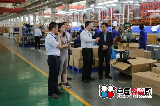 �Ї���ߺ͋�ͯ��Ʒ�f�����L��÷����ͯ��ȫ���ε����󌢳ʬF����ʽ�ı��l