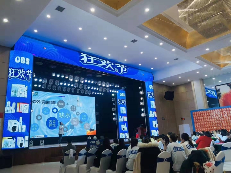 ��Ļ�Wؐ�ϝ���Ľ�z��500�ˬF��������ɹ�����ĊW��