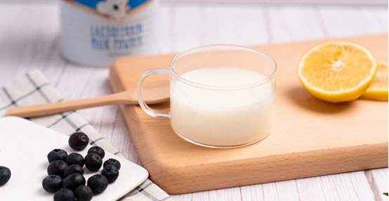 AUTILI���������F���� �麢�ӳ��L�ӹɄ�