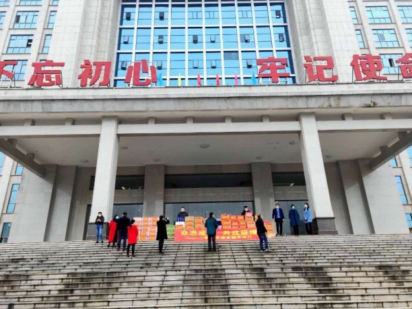 �������飬��ʹ�������������̷ۺ�ꖴ�^���Є���