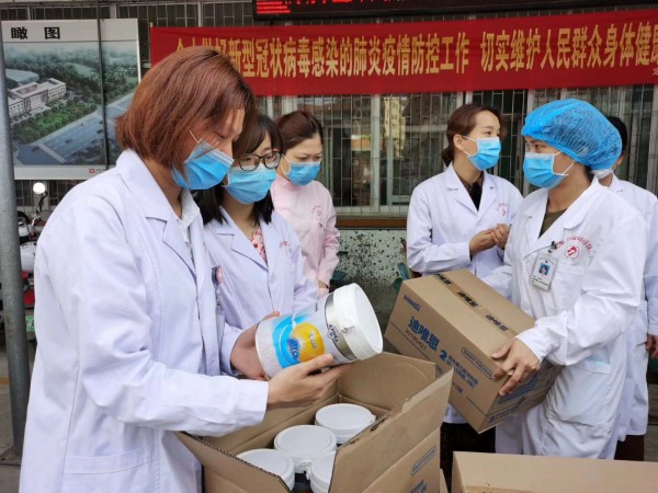 ���F�����L��������Ӳ�˾�ٛ1700�fԪ�ߺ������F�����̷۹�������