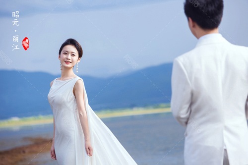 ��������Ů ������Щ�����V�����gƫ��